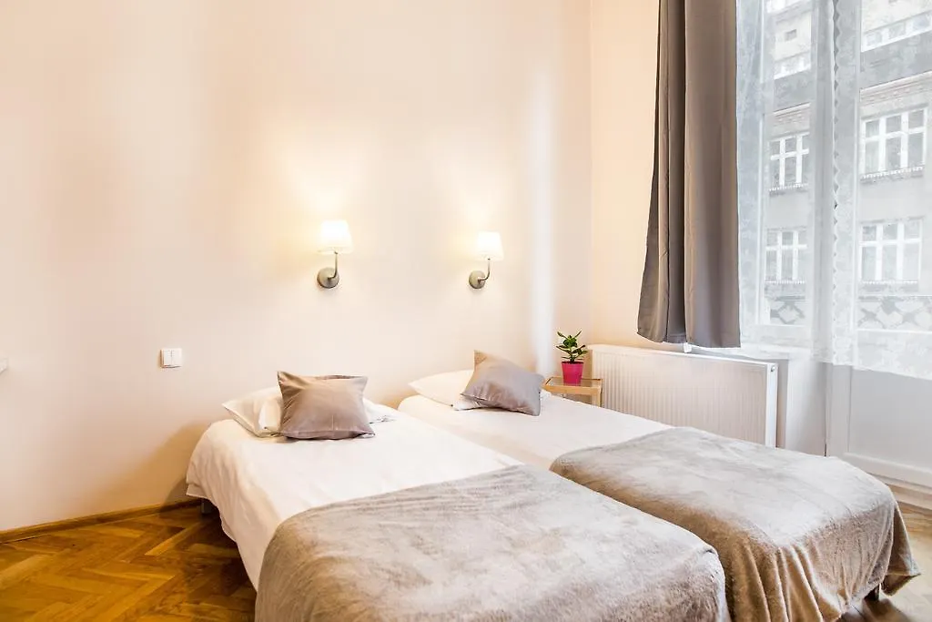 Apartamenty Centrum Jasmine Krakow Apartment